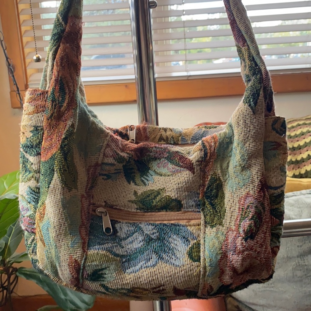 Vintage floral purse